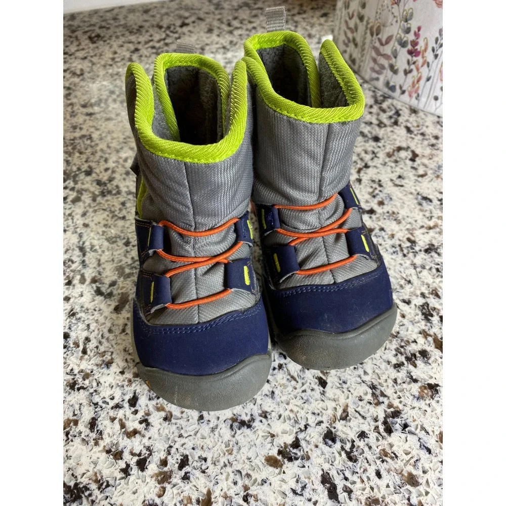 KEEN Winter Boots Kids Size 7 Grey Navy Blue Excellent Snow Hiking Shoes